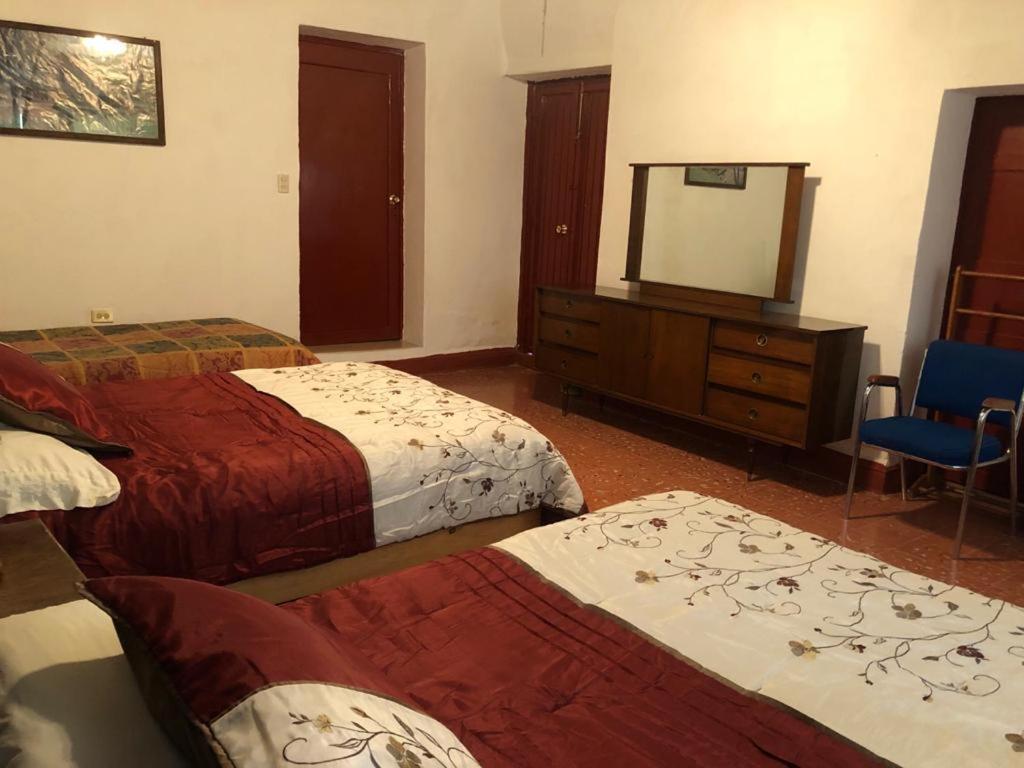 Hostal La Espanola Parras パラス・デ・ラ・フエンテ エクステリア 写真